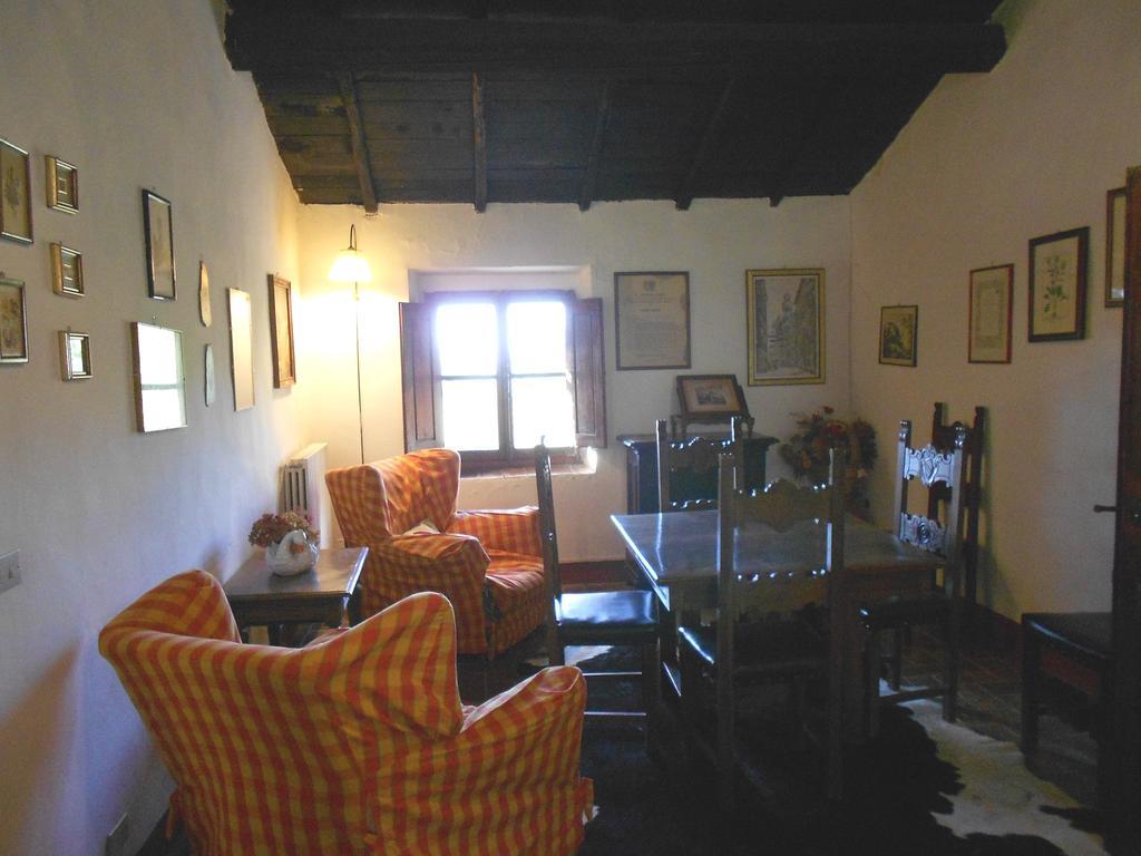 Fattoria Il Praticino Villa Castelfranco di Sopra Luaran gambar